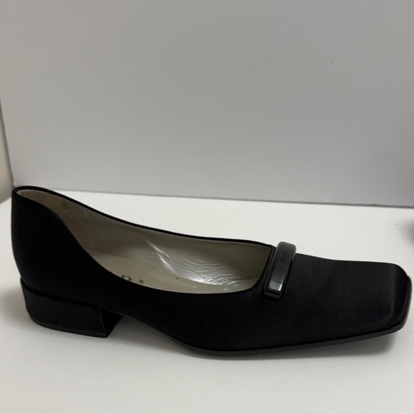 Prada Women's Black Square Toe Heels - Picture 9 of 11